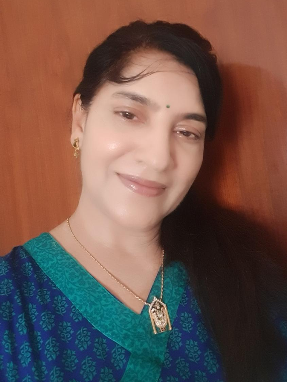 Portrait of Dr. Ambika Arasu